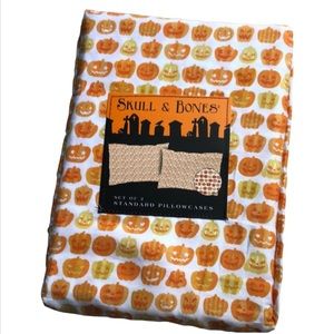 Skull & Bones Halloween Jack o Lantern Pumpkins Pillowcases
